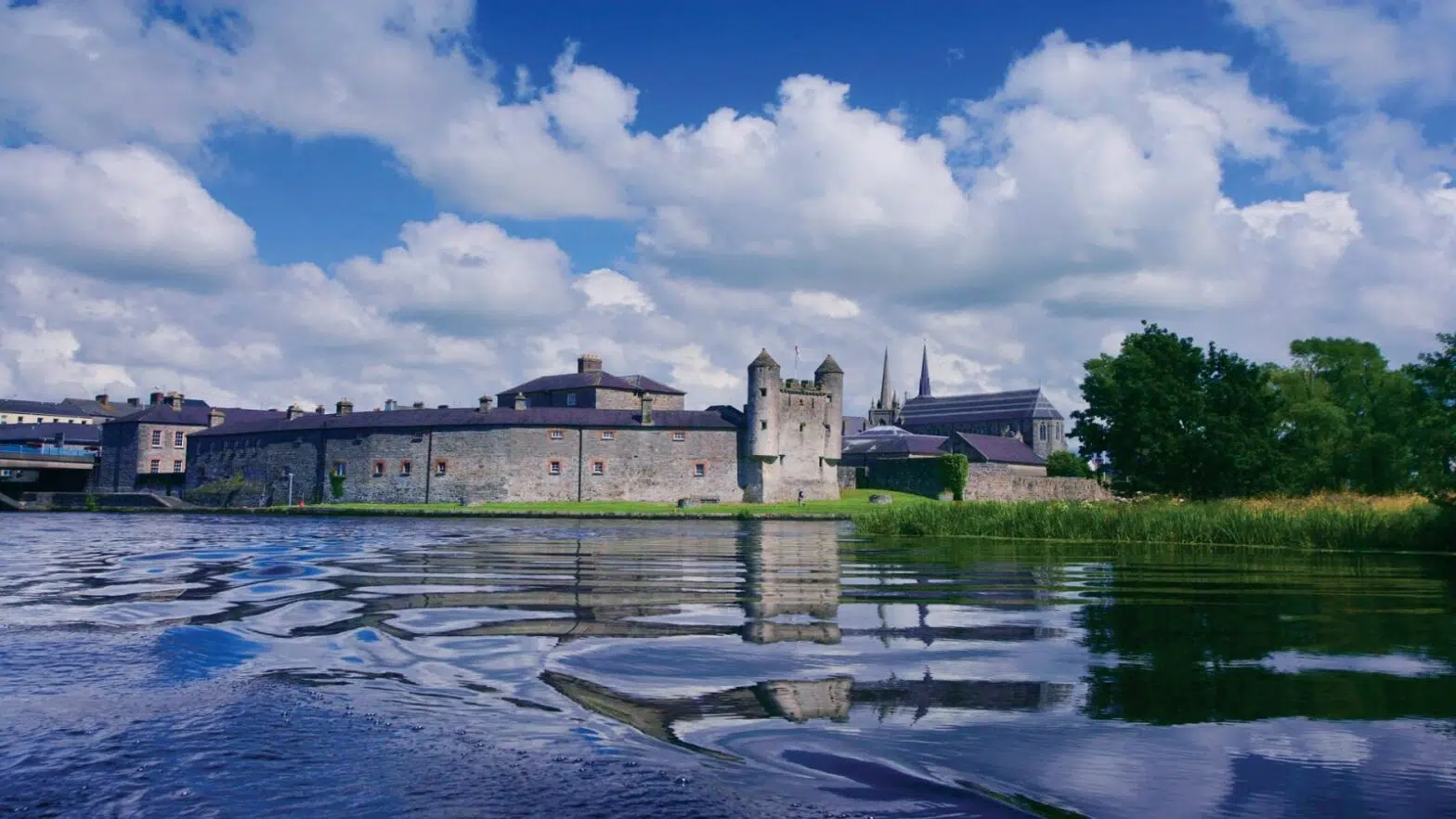 Enniskillen Castle in all its might